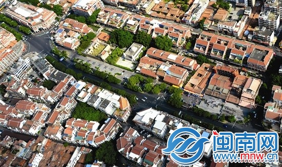 2.涂門街上,清凈寺與關(guān)帝廟毗鄰而建