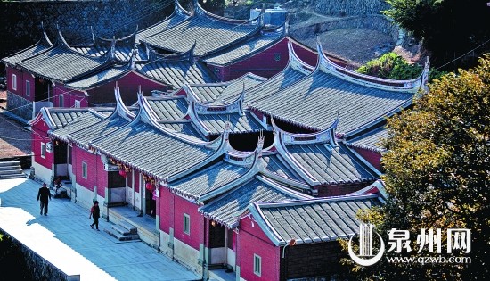 村里的舊古厝翻建后煥然一新