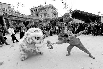舞獅表演為活動增添氣氛
