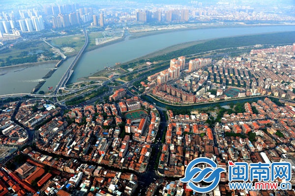 泉州提出將古城與古港、新區串聯起來發展,建設多元