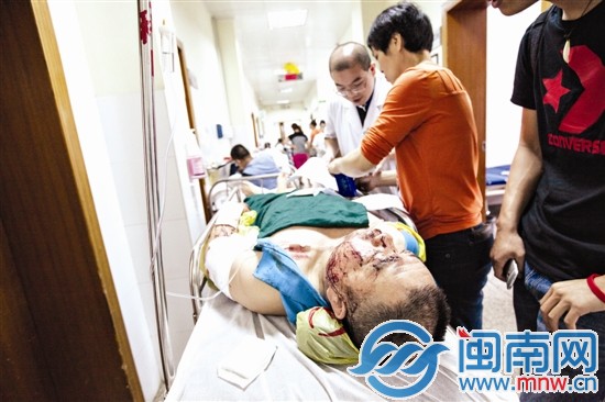 大巴司機受傷，幸無生命危險