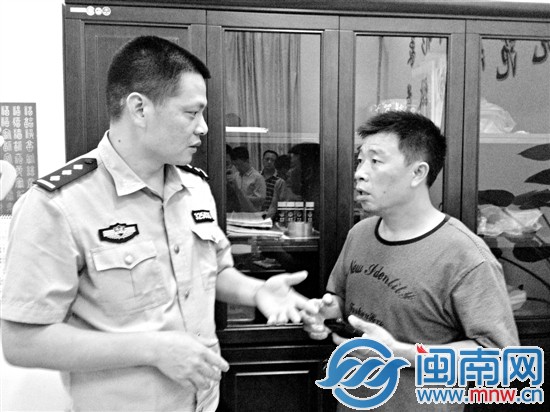 聽民警介紹妻子搭乘客車出事故,張家喜目瞪口呆1分